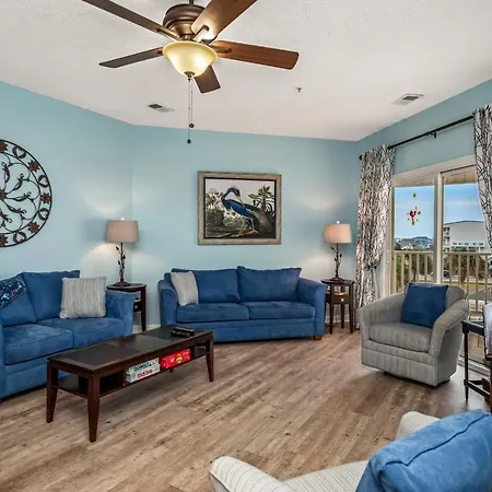 A1A By Oak Island Accommodations